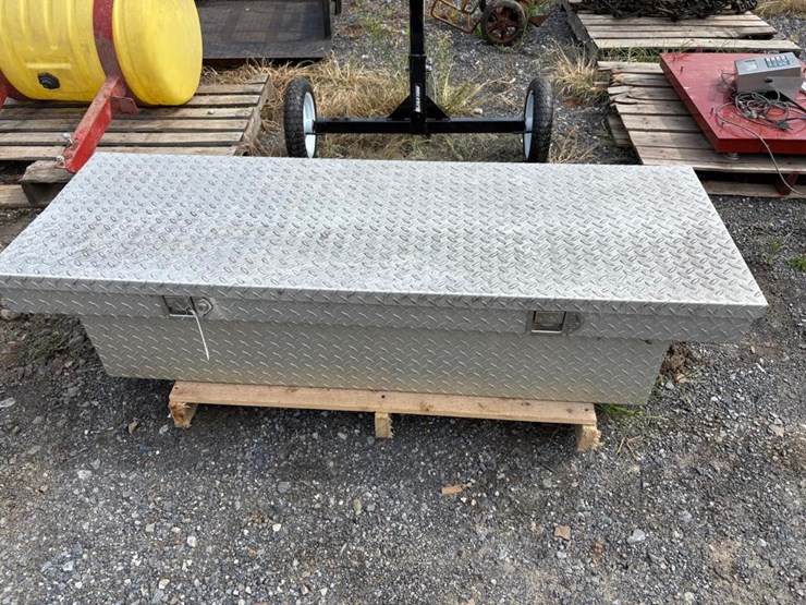 tsc-truck-bed/tool-box-image-2