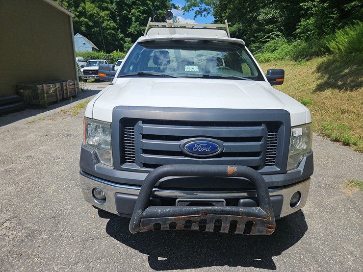 2011-ford-f150-image-2