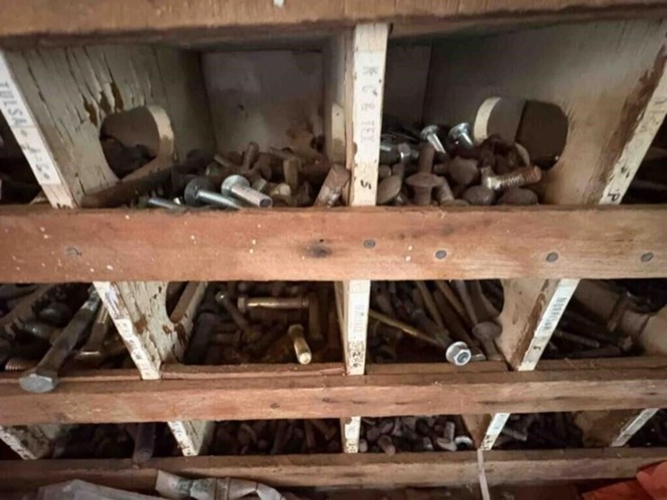 west-wall---bolts/nuts---staps---blades-etc.-image-4
