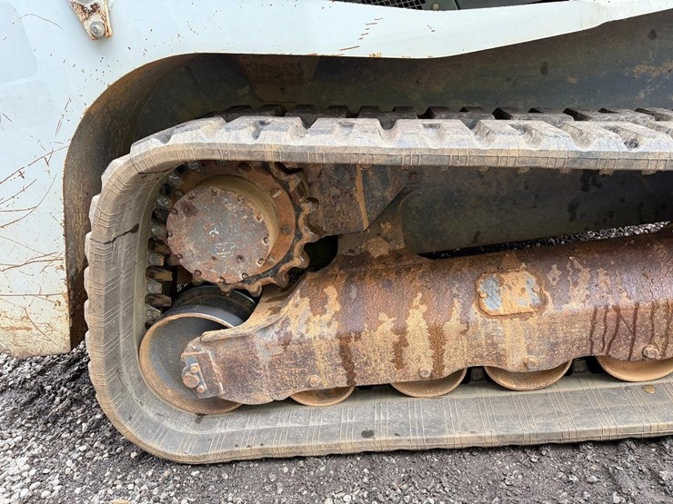 2018-takeuchi-tl12r2-image-13