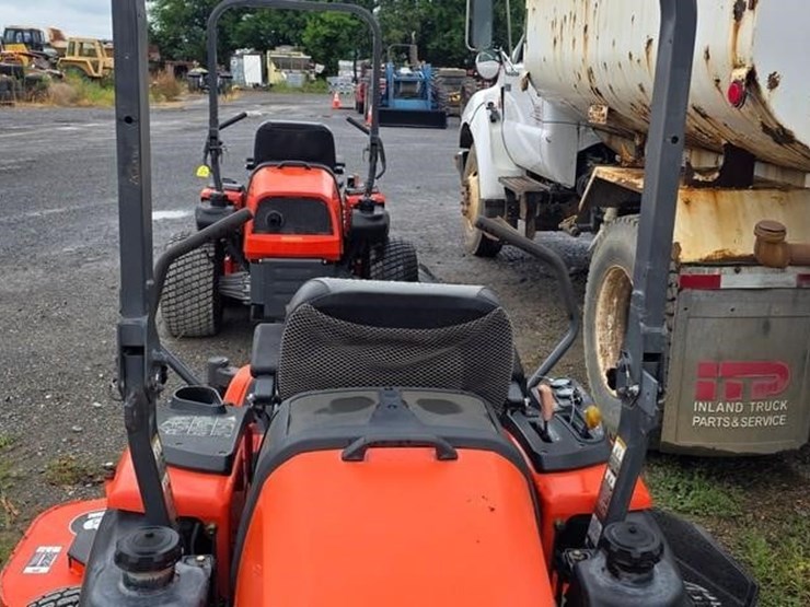 kubota-zd331-image-9