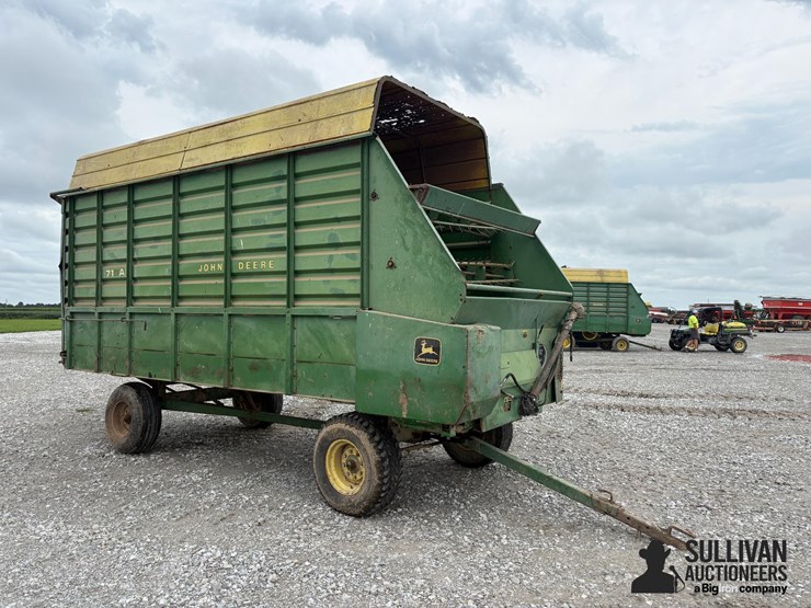 john-deere-716-image-3