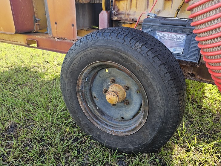 john-deere-6059d-image-9