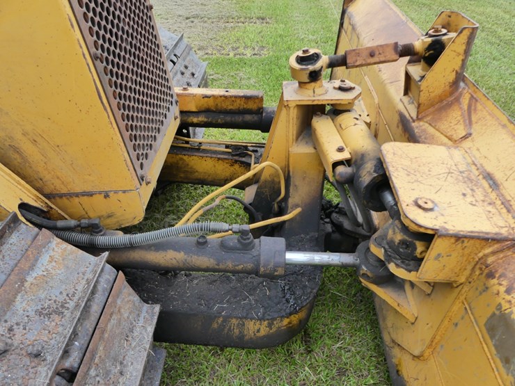 2000-caterpillar-d5c-image-11