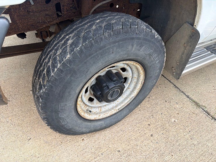 1999-ford-f250-xl-image-12