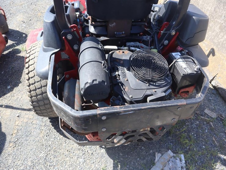 toro-z-master-pro-zero-turn-mower-image-7