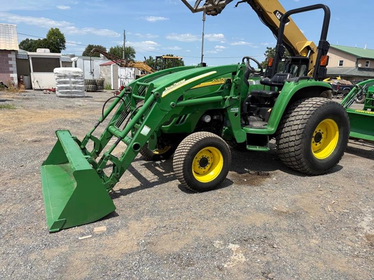 john-deere-4520-image-2
