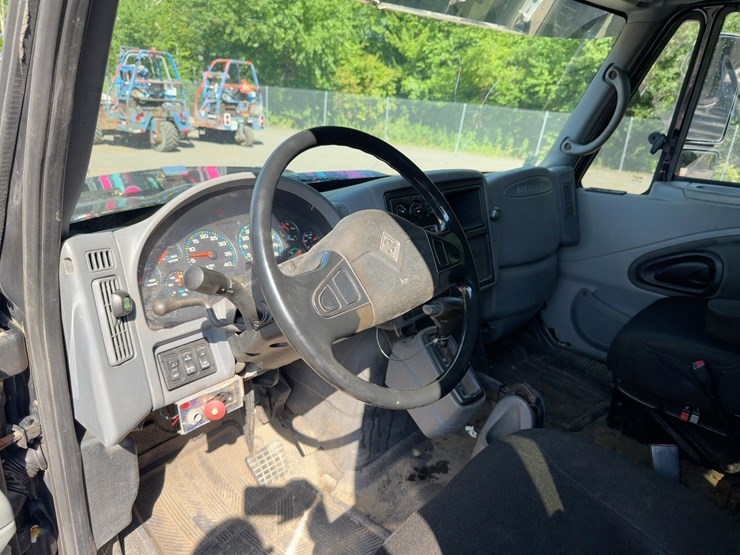 2007-international-durastar-4300-image-26