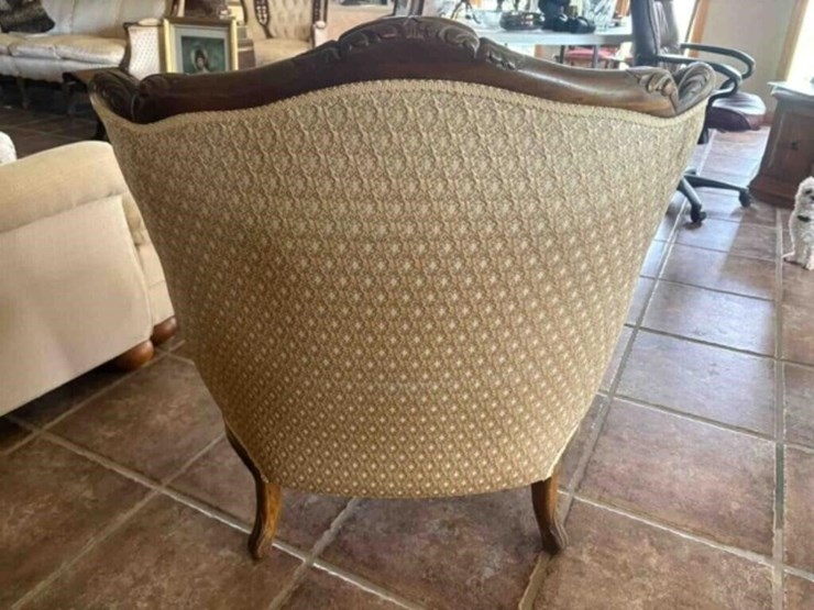 vintage-armchair-image-4