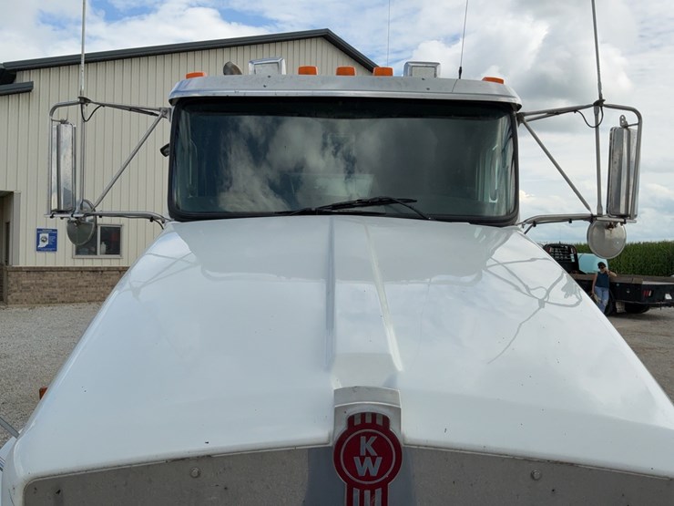 2008-kenworth-t800-image-49
