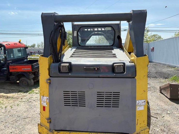 2015-wacker-neuson-sw28-image-17