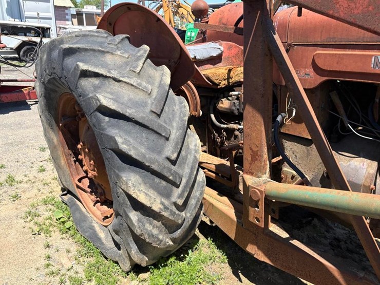 massey-ferguson-85-image-7