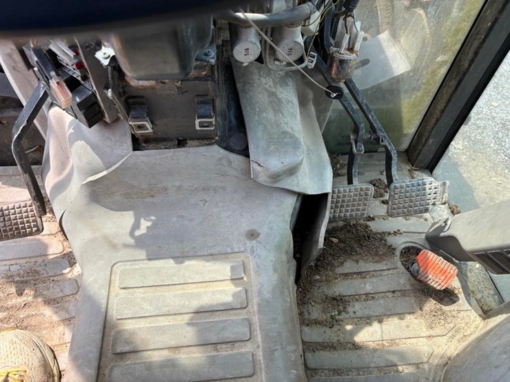 case-ih-jx1075c-image-28