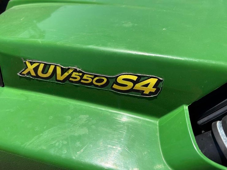 john-deere-gator-image-26