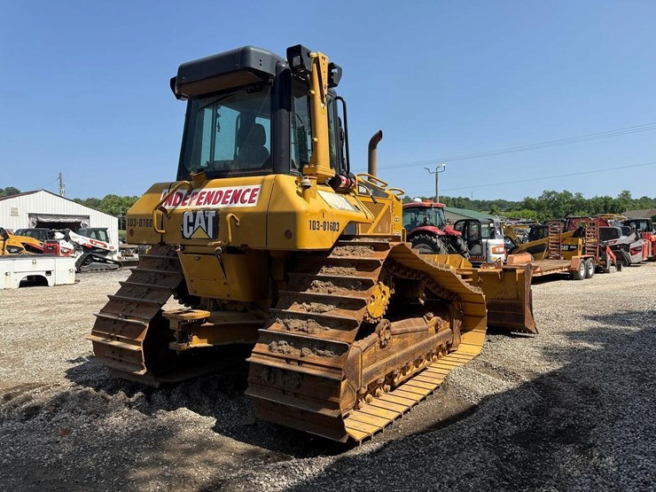 2013-caterpillar-d6n-lgp-image-4