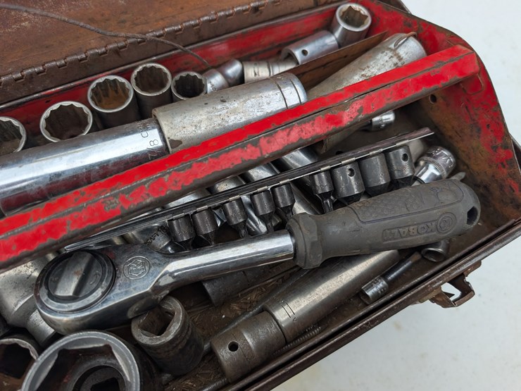 toolbox-with-contents-to-include-misc.-sockets,-extension-and-ratchet.-#219-image-4