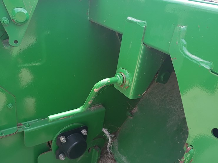 john-deere-630-image-21