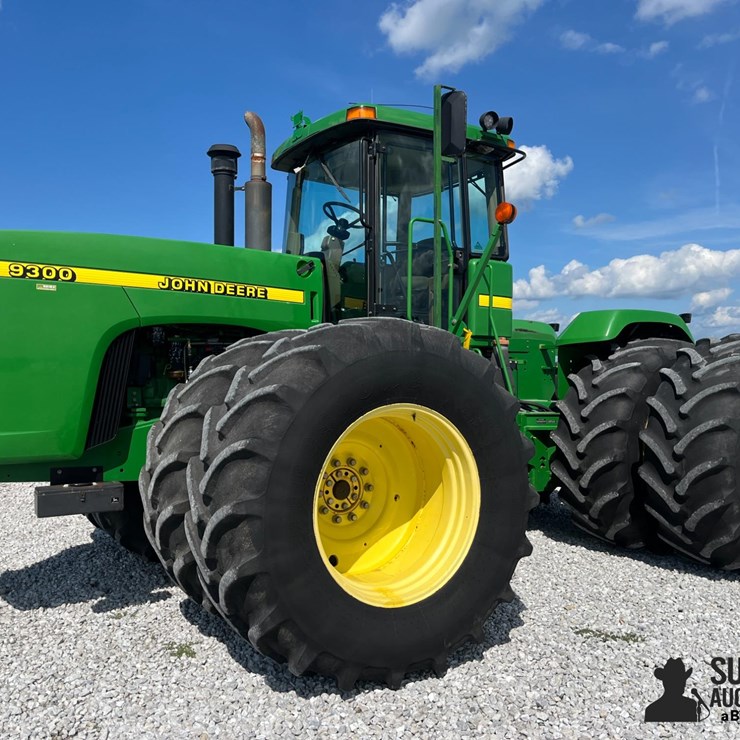 JOHN DEERE 9300
