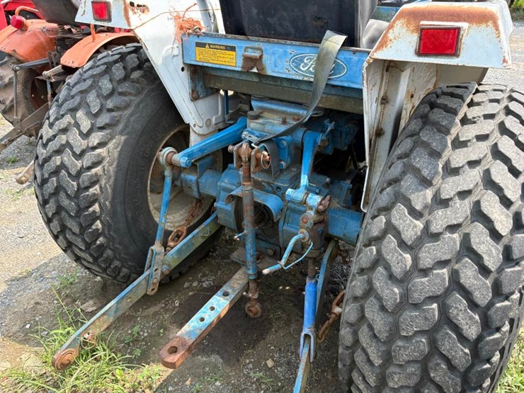 ford-1320-image-12