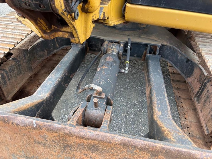 2014-caterpillar-308e2-cr-image-16