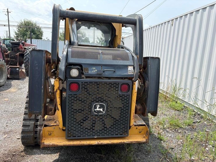 deere-328e-image-18