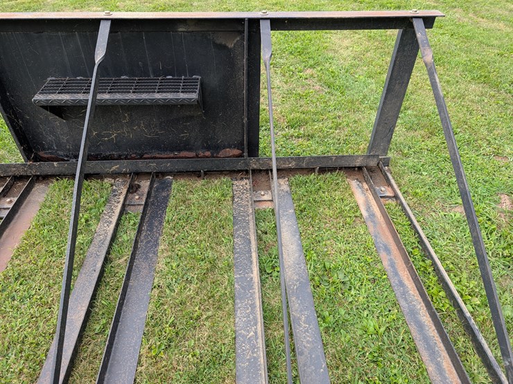square-bale-accumulator/mover-image-14