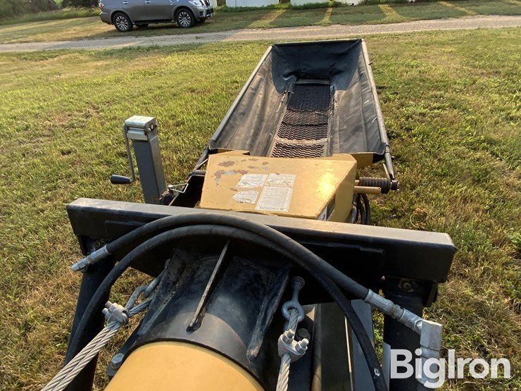 convey-all-1045hdmk-self-propelled-field-conveyor-image-16