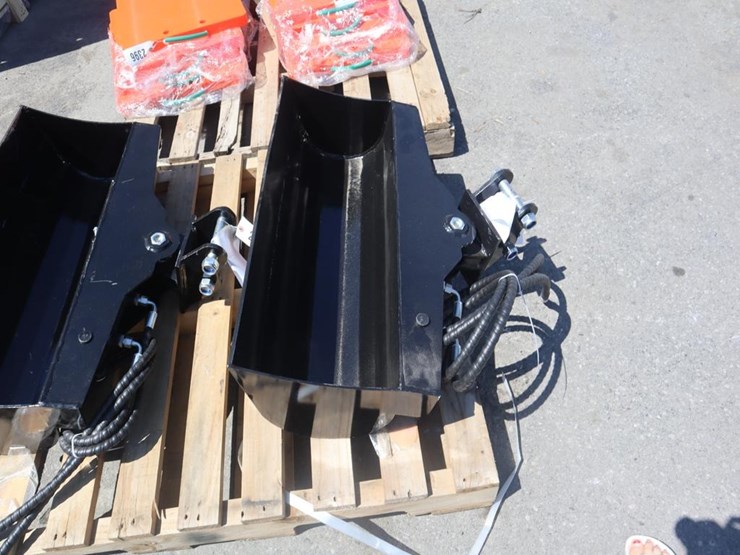 tpm-32"-hydraulic-tilt-bucket-image-3