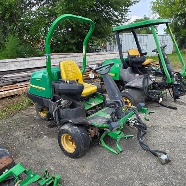 JOHN DEERE 2500B