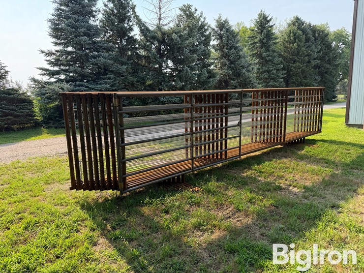 24'-freestanding-livestock-panels-w/gate-image-3