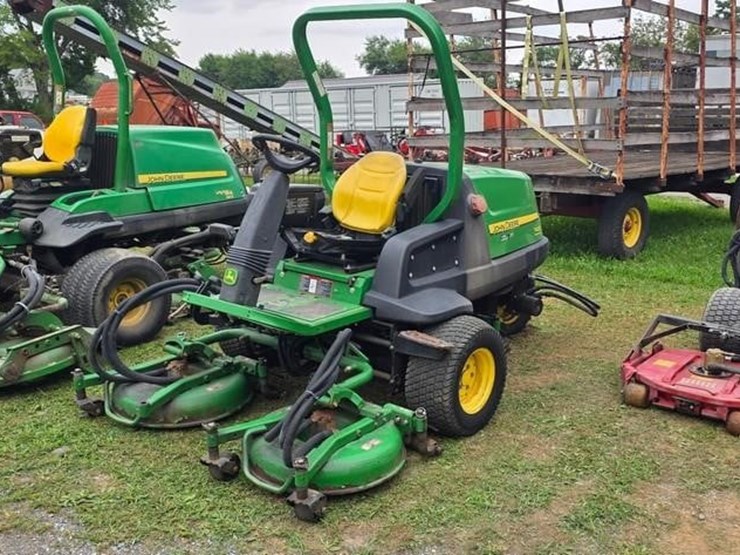john-deere-7400-image-2