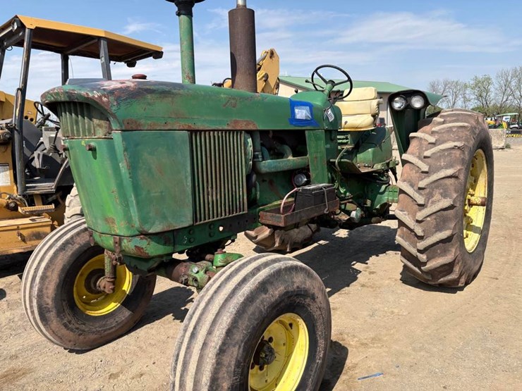 john-deere-4020-image-5