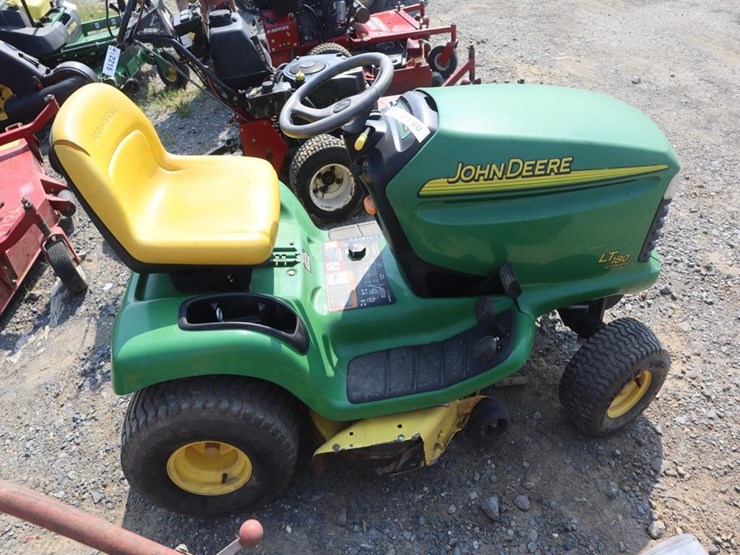 john-deere-lt160-image-9