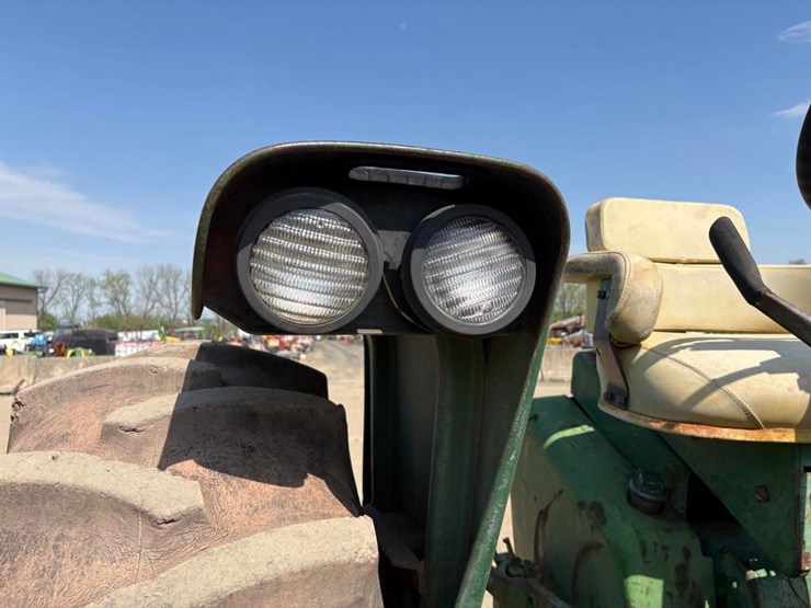 john-deere-4020-image-10