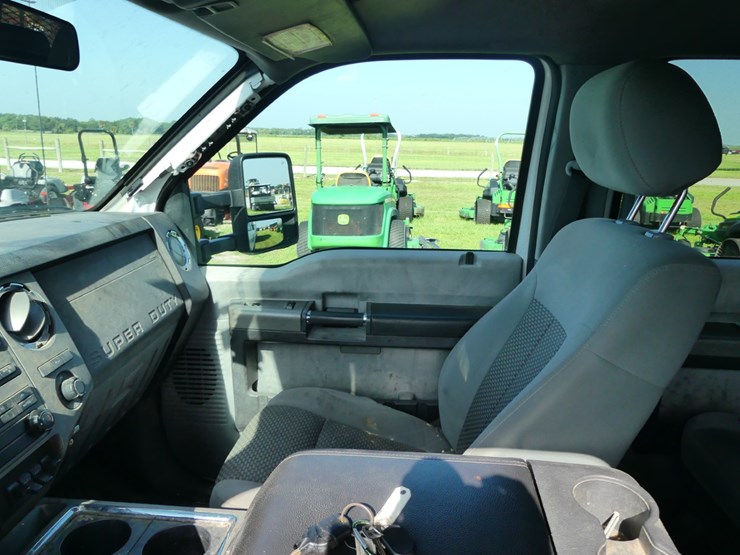 2013-ford-f250-xlt-image-13