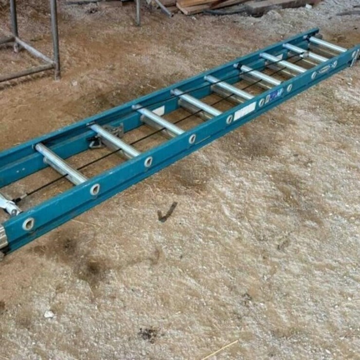 19' Ext Ladder