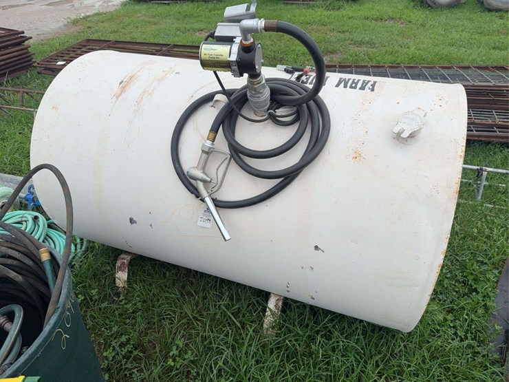 300-gallon-gas-tank-with-new-12v-pump-image-1