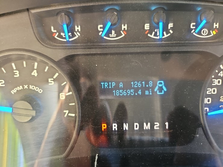 2014-ford-f150-image-21