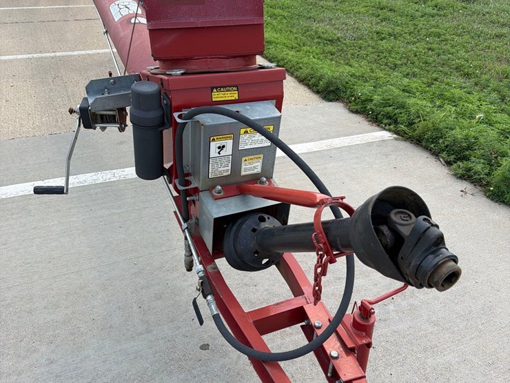 2011-sudenga-10”-x-71ft-grain-auger-image-16