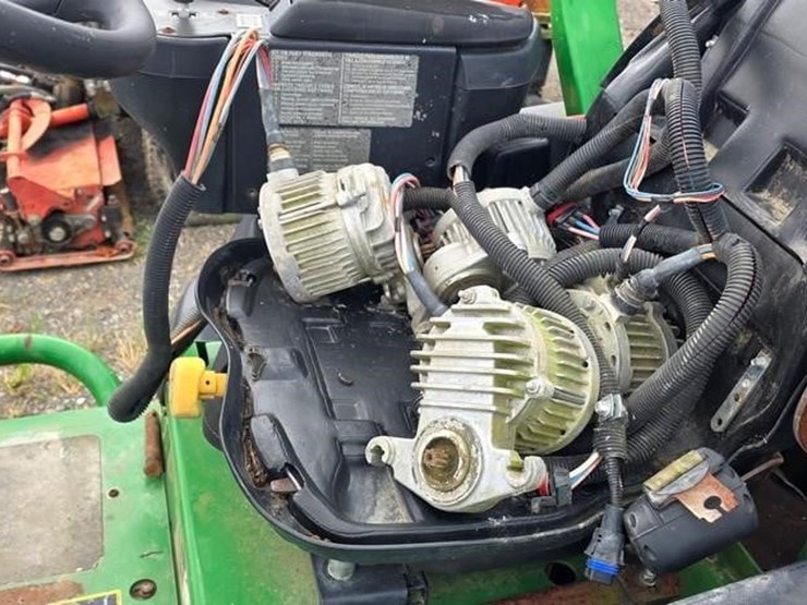 john-deere-8000-image-15