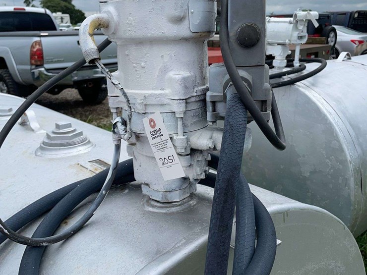 500-gallon-fuel-tank-with-electric-pump-image-6