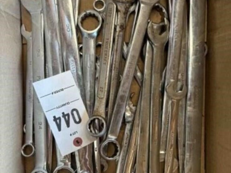 assort-of-wrenches-image-1