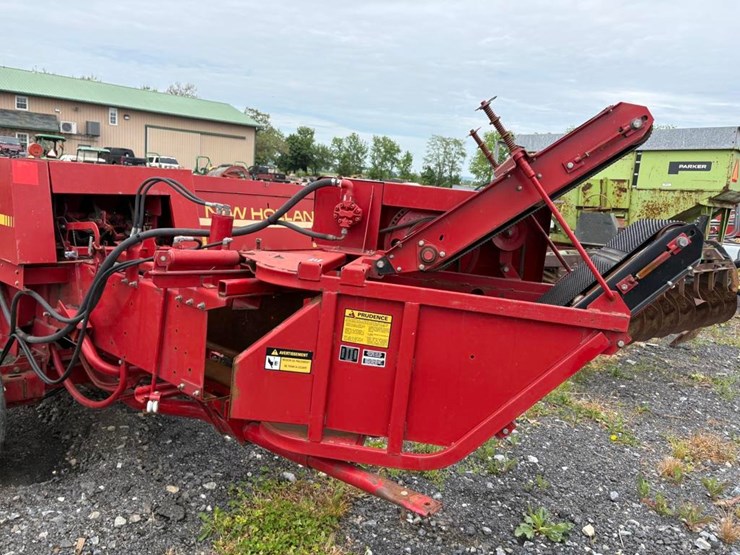 new-holland-565-image-15