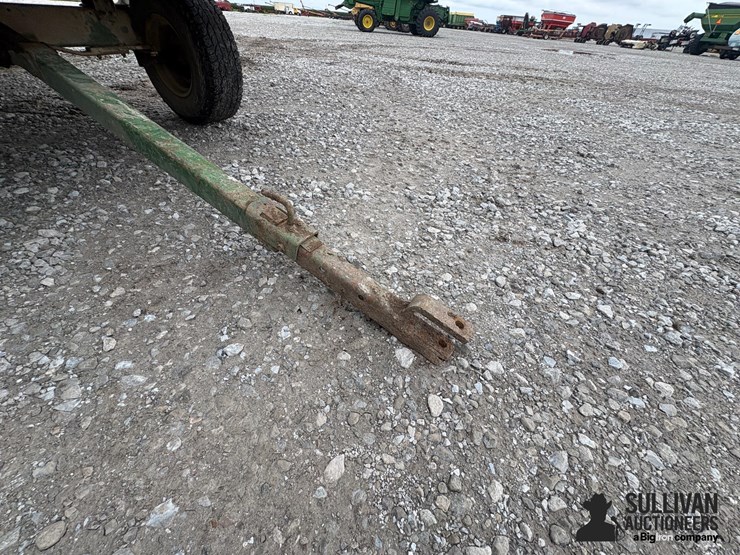 john-deere-716-image-18