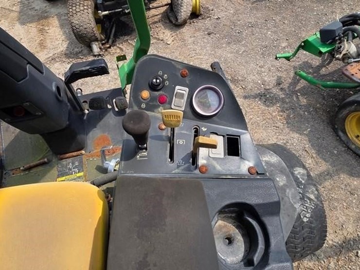john-deere-3225c-image-19