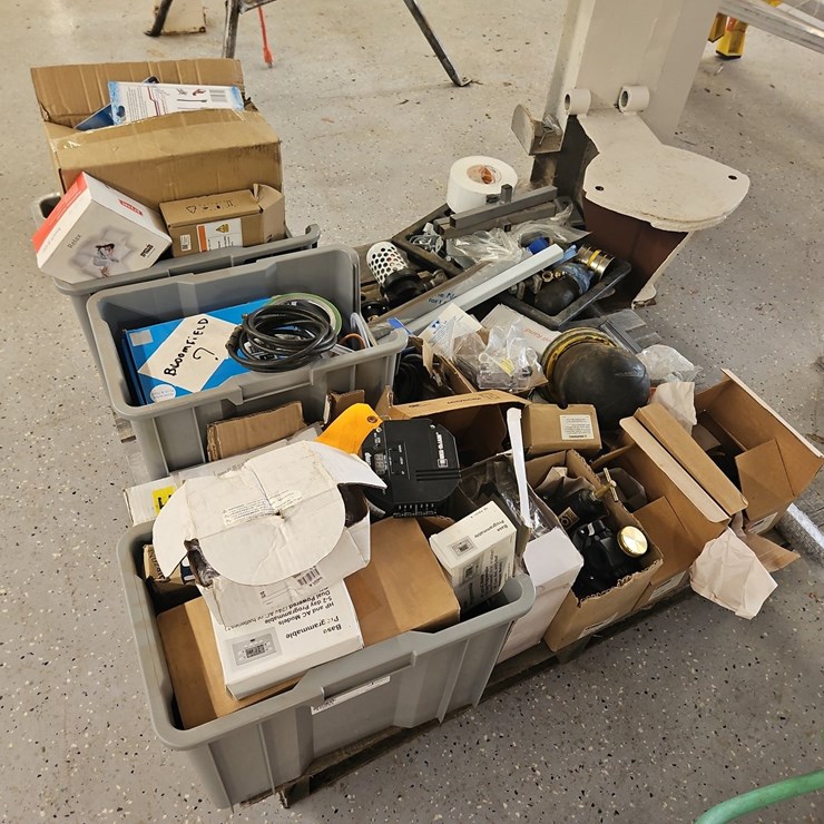 QUANTITY OF ASSORTED SUPPLIES