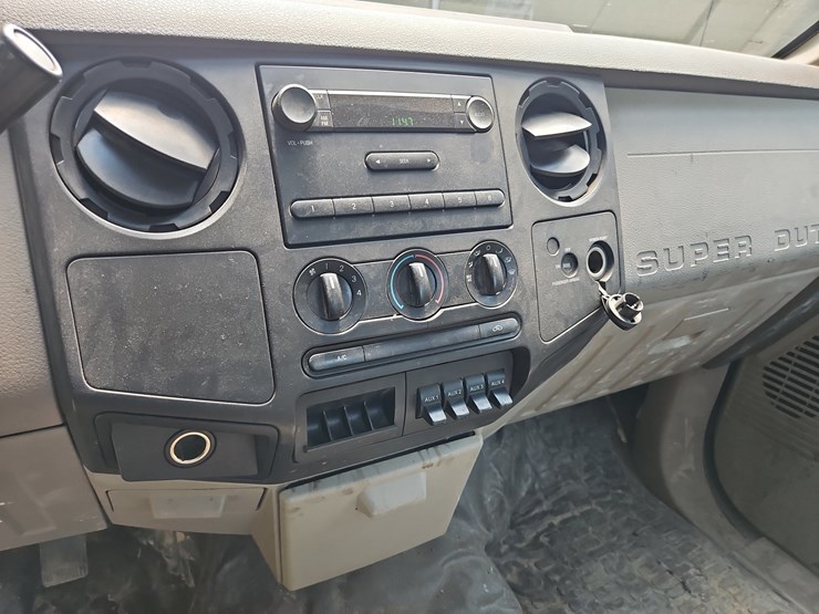 2008-ford-f250-image-24