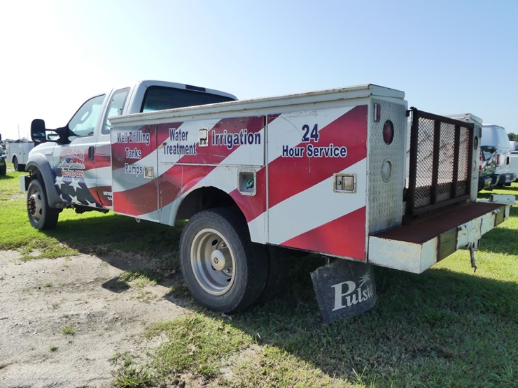 2005-ford-f550-xl-image-4