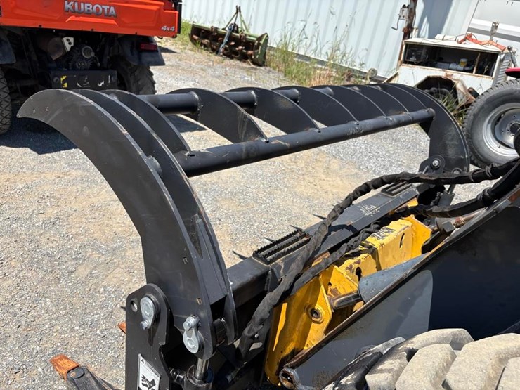 deere-328d-image-9