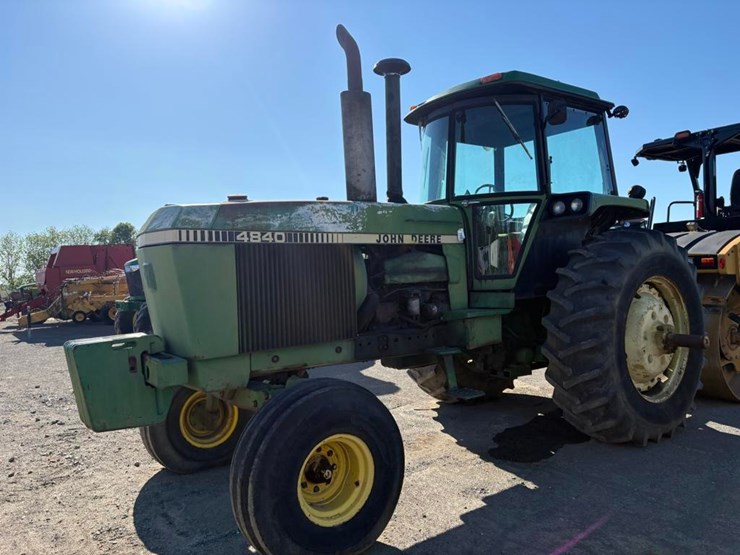 1981-john-deere-4840-image-3